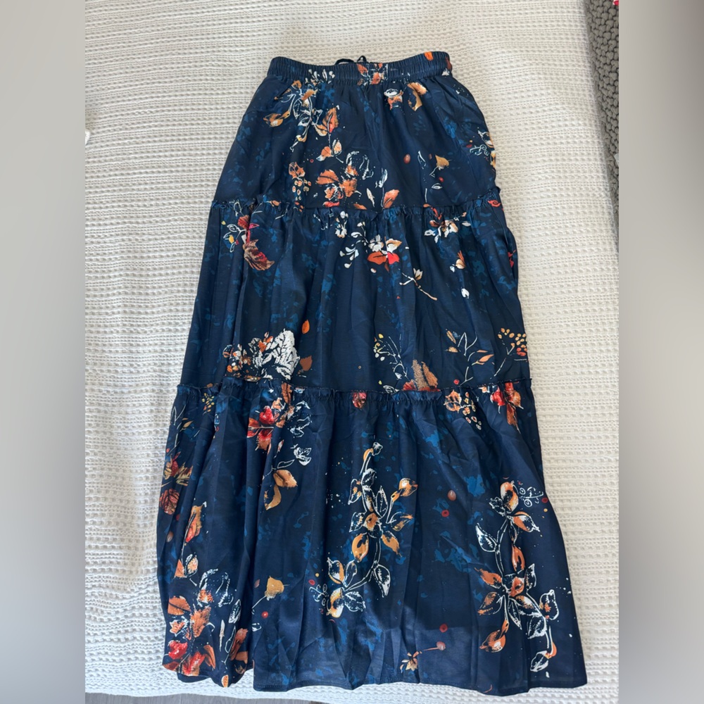 Zeagoo Floral A-Line Skirt in Navy - NEW Small - Picture 7 of 7